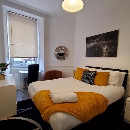 Leith Spectacular Apartment By Sensational Stay Short Lets & Serviced Accommodation With 6 Separate Beds & 2 Baths エディンバラ エクステリア 写真