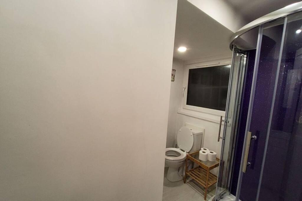Leith Spectacular Apartment By Sensational Stay Short Lets & Serviced Accommodation With 6 Separate Beds & 2 Baths エディンバラ エクステリア 写真