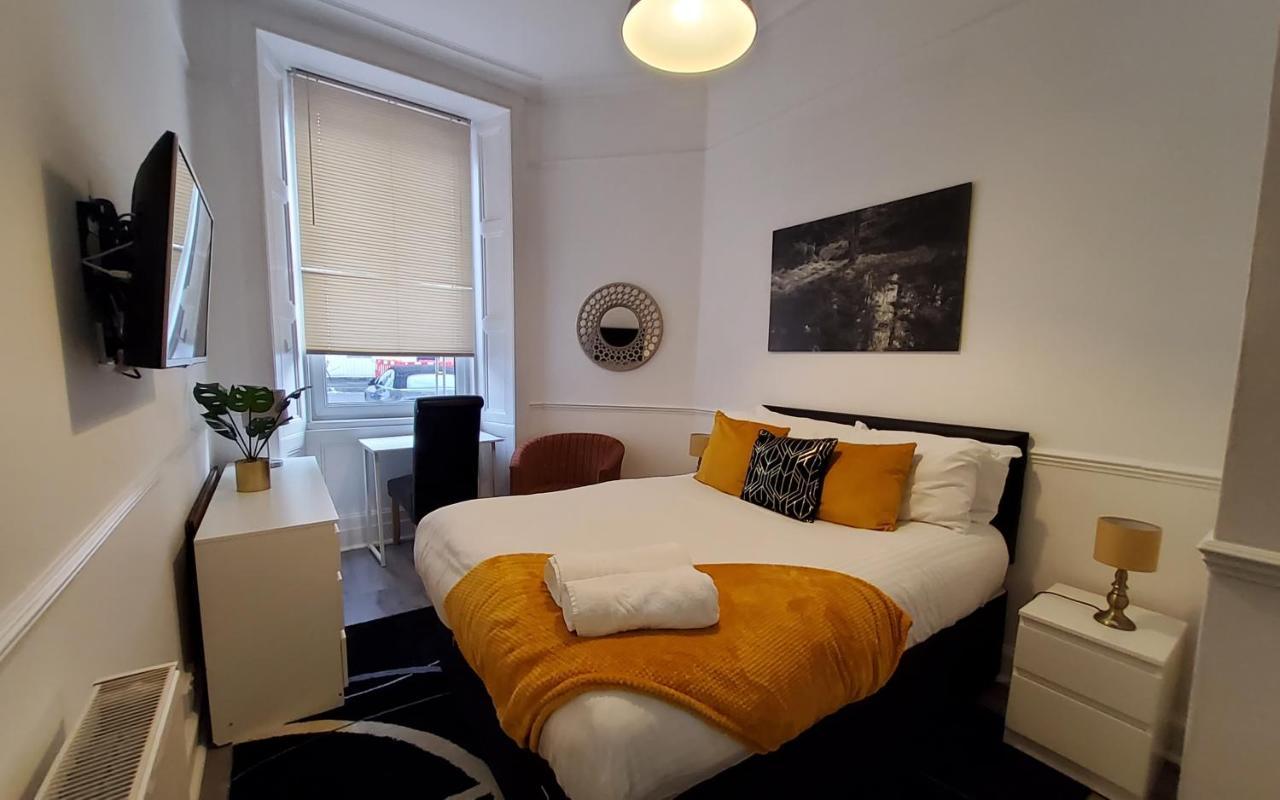 Leith Spectacular Apartment By Sensational Stay Short Lets & Serviced Accommodation With 6 Separate Beds & 2 Baths エディンバラ エクステリア 写真