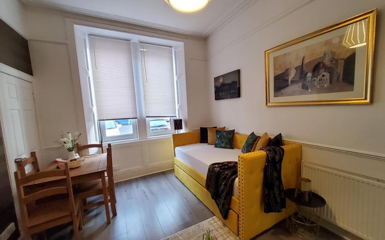 Leith Spectacular Apartment By Sensational Stay Short Lets & Serviced Accommodation With 6 Separate Beds & 2 Baths エディンバラ エクステリア 写真