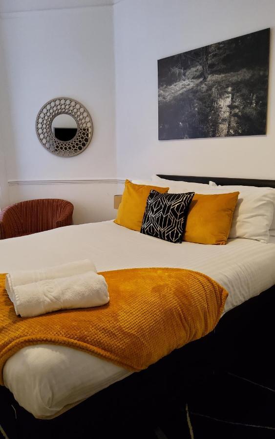 Leith Spectacular Apartment By Sensational Stay Short Lets & Serviced Accommodation With 6 Separate Beds & 2 Baths エディンバラ エクステリア 写真