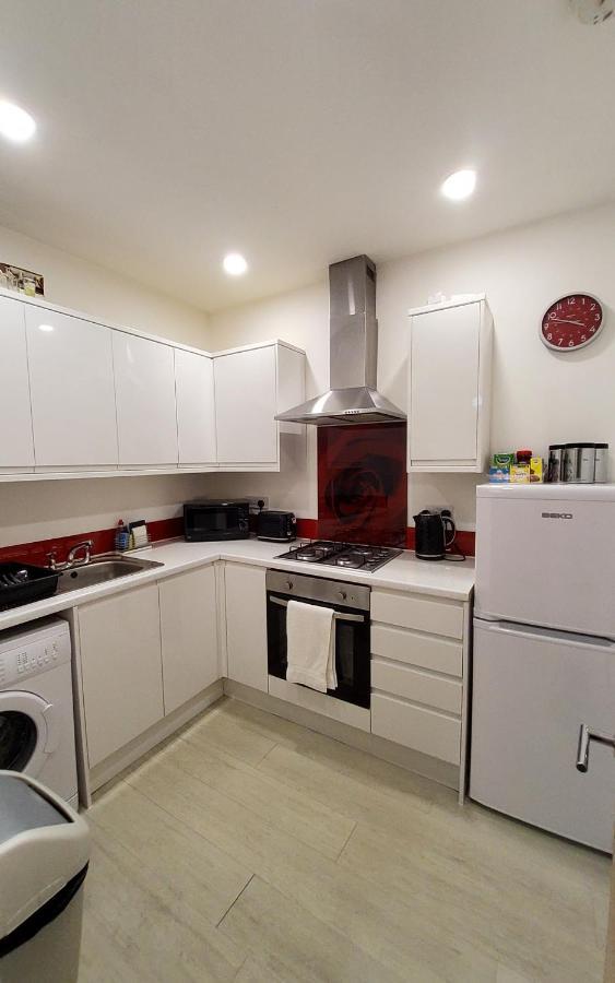 Leith Spectacular Apartment By Sensational Stay Short Lets & Serviced Accommodation With 6 Separate Beds & 2 Baths エディンバラ エクステリア 写真
